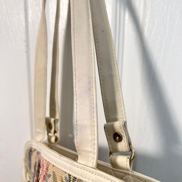 Vintage Mitzi Floral Tapestry Shoulder Bag – Cream Trim - Picture 5 of 8